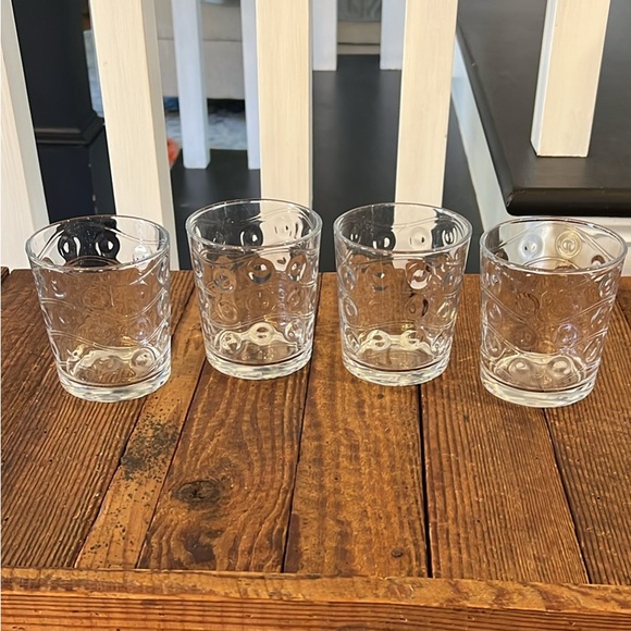 Other - Elegant Clear Glass Tumbler Set (4)